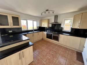 Photo 33- click for photo gallery